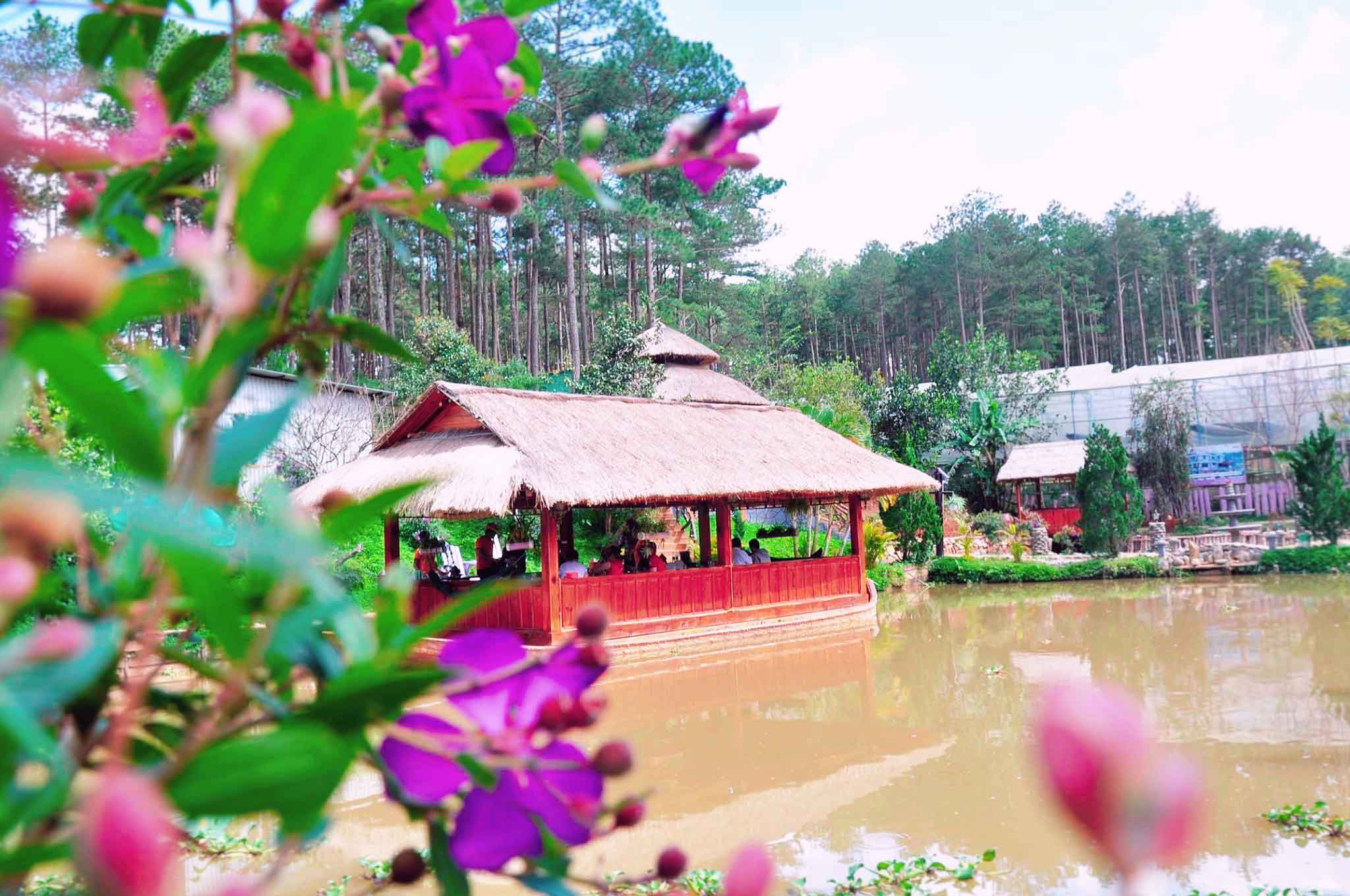 Ho thuy quai da lat