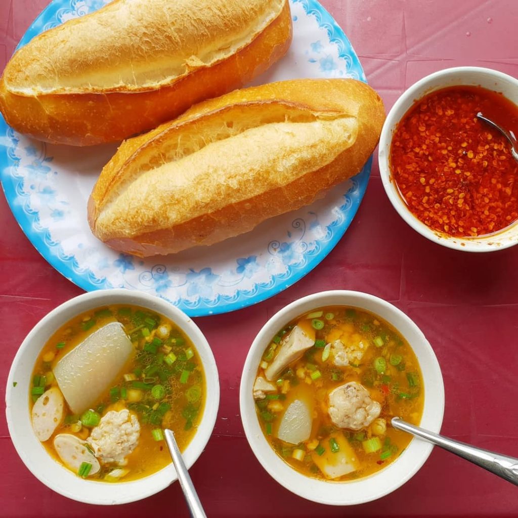 Bánh mì chấm Đà Lạt